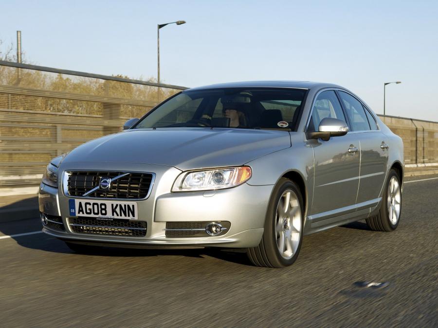  Volvo S80 2006 года  (UK) (фото 11 из 14)